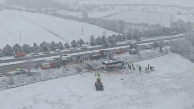 Kastamonu'da 6 kişiye mezar olan otobüs havadan görüntülendi