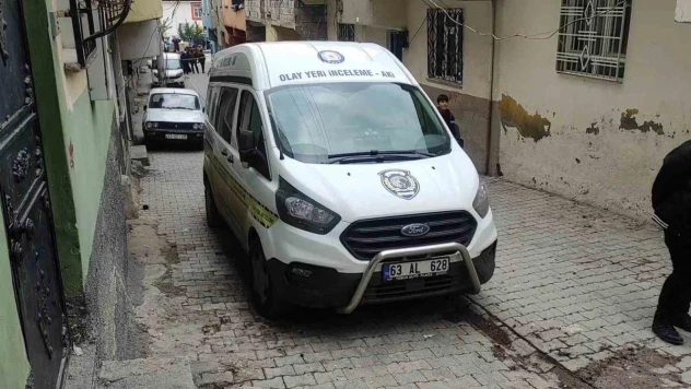 Kasten adam öldürmeye teşebbüsten aranan şahıs polise ateş açtı