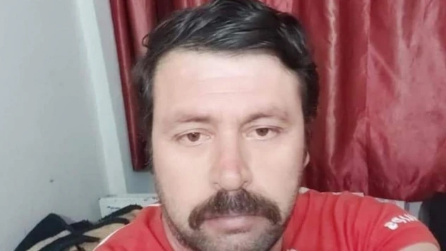 Kayıp denizcilerden Ömer Hebip'in ailesi çadır kurdu