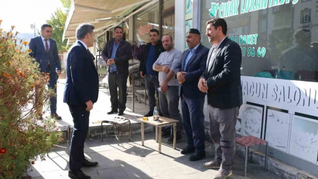 Kaymakam Özçelik, esnaf ve vatandaşları ziyaret etti