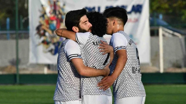 Kayseri Atletikspor: 3 - Kayseri Şekerspor: 1