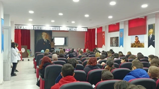 Kırklareli'de öğrencilere kanser farkındalık eğitimi