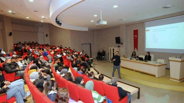 KİYU'da 'Global Girişimcilik Eğitimi' Gerçekleştirildi