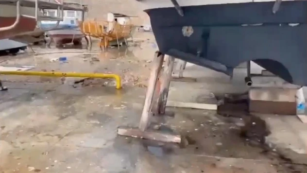 Kızaktayken sızdırdığı akaryakıt denize karışan tekneye 464 bin TL ceza