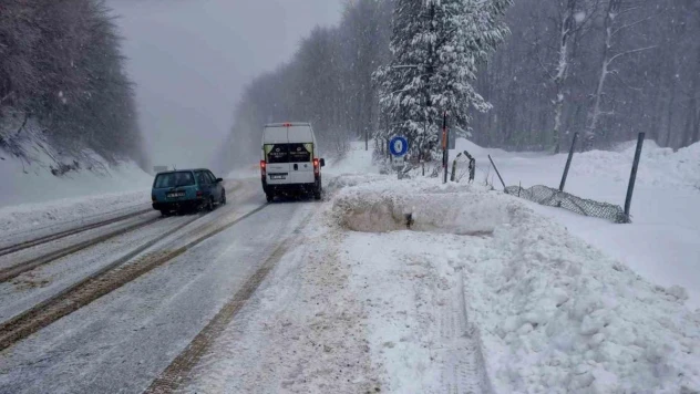 Kocayayla Geçidi'nde kar kalınlığı 27 santimetreye ulaştı