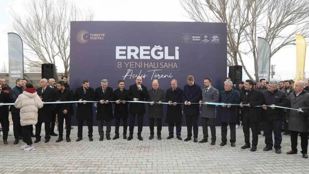 Konya Büyükşehir'in Ereğli'ye kazandırdığı 8 halı sahanın açılışı yapıldı