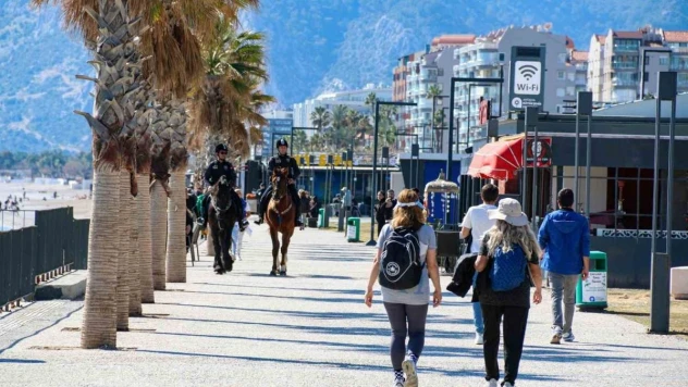 Konyaaltı Sahili'nin güvenliği Börü ve Winner'a emanet