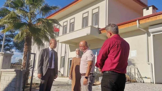 Köyceğiz Sağlık Müdürlüğü binasında  incelemelerde bulunuldu