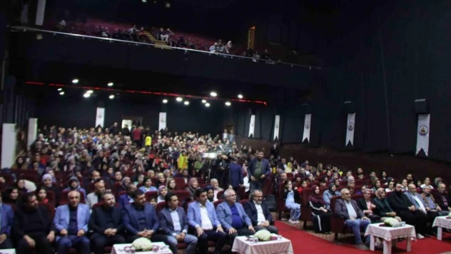 Kozan'da 'aile' konulu seminer