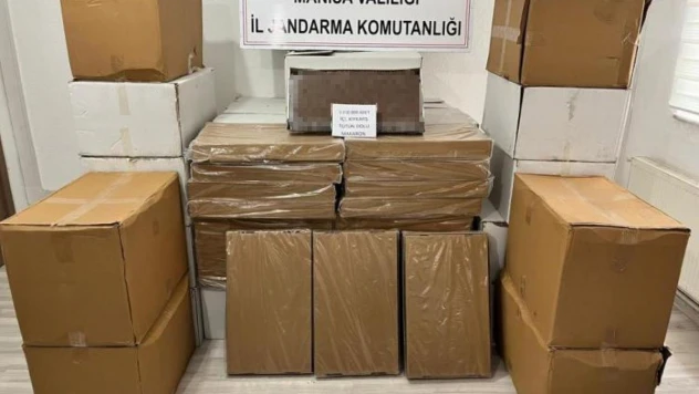 Kula'da yolcu otobüsünde kaçak tütün ele geçirildi