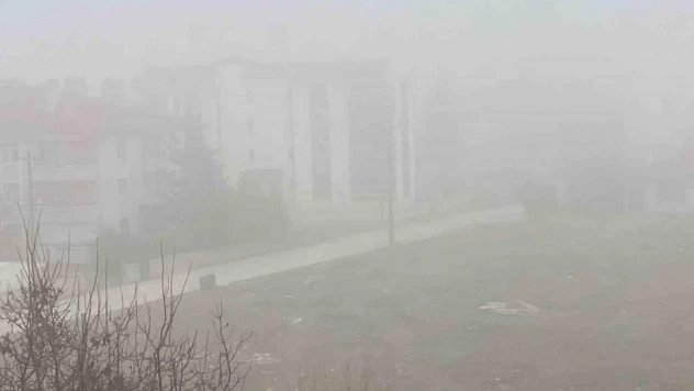 Kulu'da yoğun sis etkili oluyor