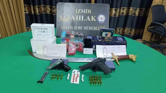 Kumar oynatılan iş yerinden çıkanlar polisi bile şaşırttı