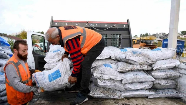 Kuşadası Belediyesi'nden vatandaşlara kış desteği