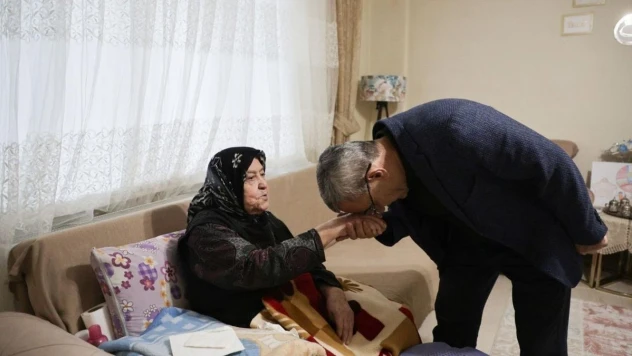 Kütahya Belediyesinden hasta yatağı desteği