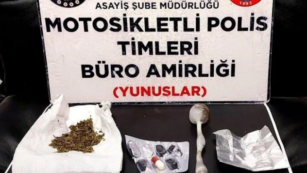 Kütahya'da 4 kişinin üzerinde uyuşturucu ele geçirildi
