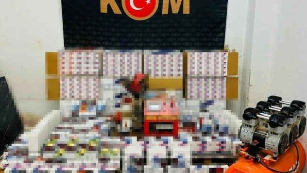 Kütahya'da kaçak sigara operasyonu: 108 bin 200 adet makaron ele geçirildi