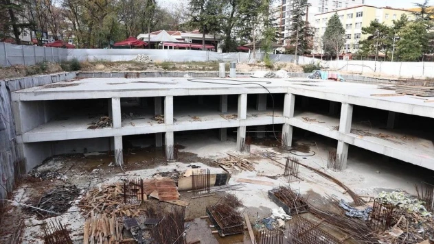 Kütahya'da Kütüphane ve Kültür Merkezi inşaatı hızla sürüyor