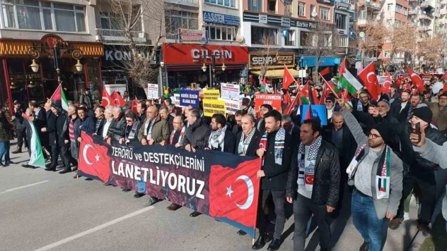 Kütahya'da şehitleri anma ve Filistin'e destek yürüyüşü