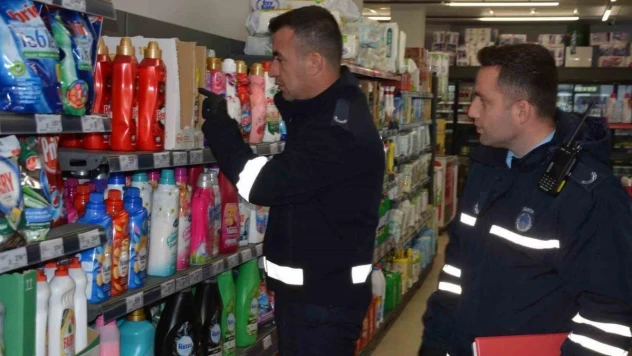 Lapseki'de fiyat ve etiket denetimleri yapıldı