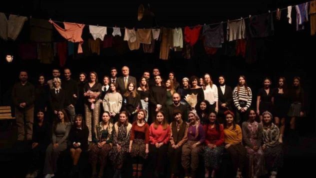 Macbeth Abla oyunu beğeni kazandı