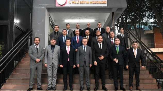 Manisa'daki eğitim yatırımları değerlendirildi