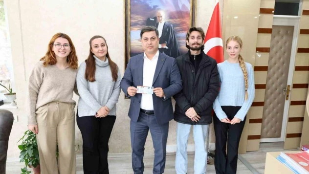 Manisalı üniversite öğrencilerinden örnek bir sosyal sorumluluk proje