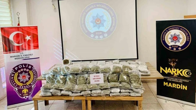 Mardin'de durdurulan araçtan 82 kilo uyuşturucu çıktı: 7 şüpheli tutuklandı