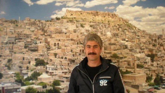 Mardin'de sahada kalp krizi geçiren eski futbolcu hayatını kaybetti