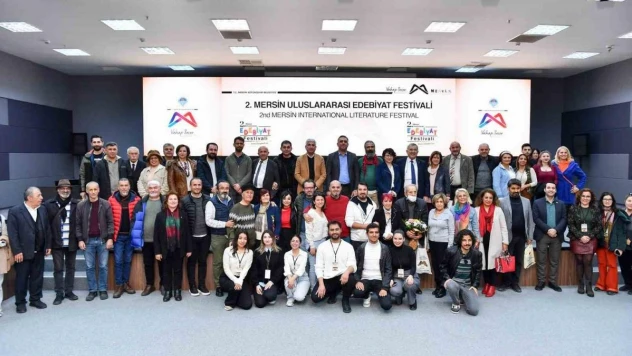 Mersin'de edebiyat rüzgarı esti