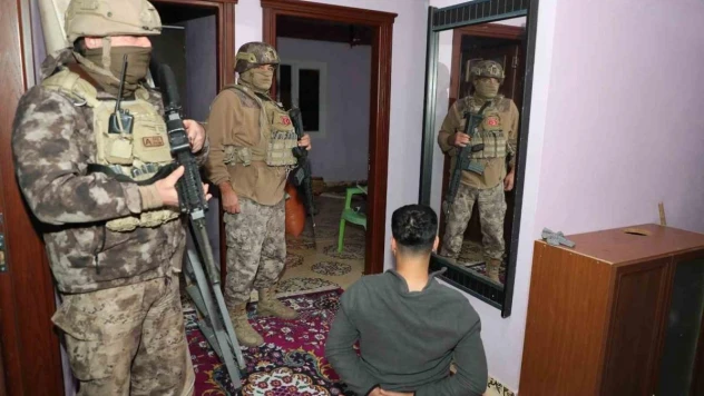 Mersin'de PKK destekçilerine operasyon: 4 gözaltı