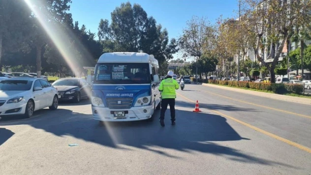 Mersin'de toplu taşıma araçlarına yönelik denetimler sürüyor