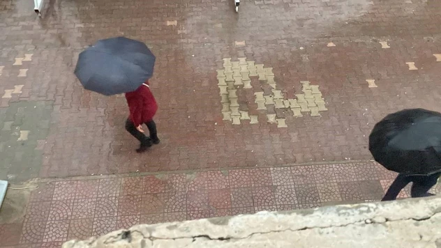 Mersin'in batı ilçelerinde yağış etkili oluyor