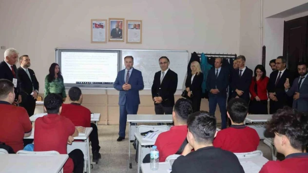 Meslek liseleri tematik oluyor, fabrikaların içinde okul açılıyor