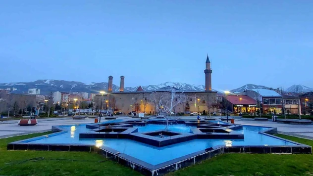 Meteorolojiden kuvvetli yerel yağış uyarısı