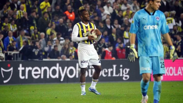 Michy Batshuayi bu sezon 18. golünü attı