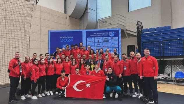 Milli karateciler, balkanlarda fırtına gibi esti