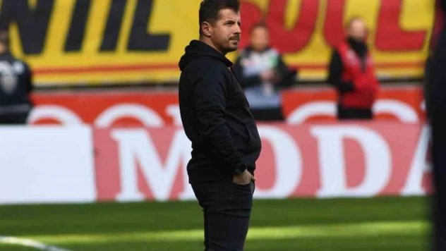 MKE Ankaragücü Teknik Direktörü Emre Belözoğlu, Kayserispor mağlubiyetinin ardından yaptığı açıklamada, 'Akşam başkanla konuşup, gereğini yapacağım' dedi.