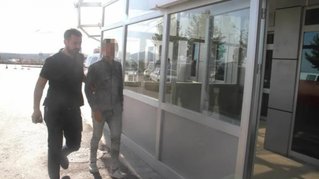 Motosiklet sürücüsünün ölümüne neden olan ehliyetsiz sürücüye 1 yıl 11 ay ceza