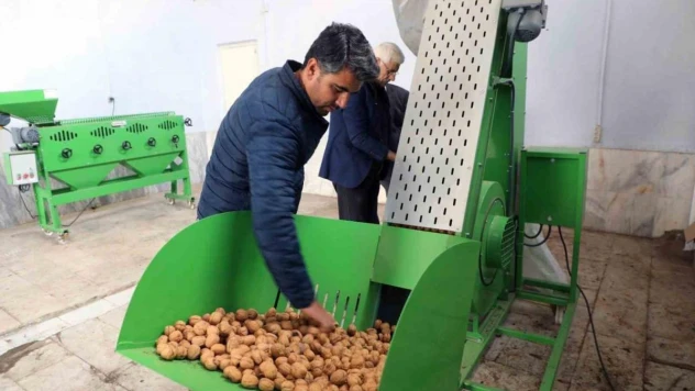 Muğla Büyükşehir'den Ceviz üreticisine ekipman desteği