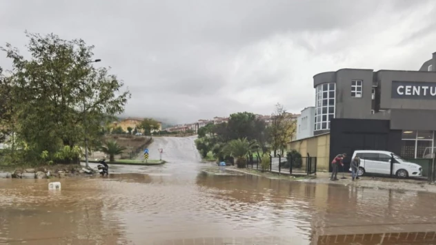 Muğla'da şiddetli yağış etkili oldu