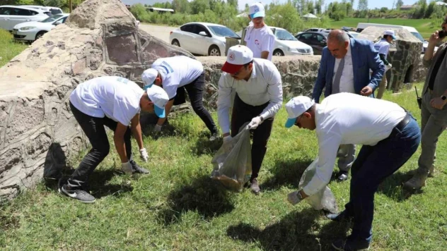 Muradiye'de çevre temizliği
