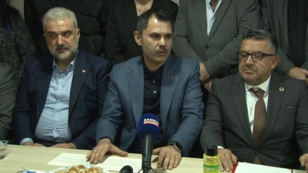 Murat Kurum, Çatalca'da Roman vatandaşlarla bir araya geldi: 'Burayı sizin şanınıza yakışır şekilde yeniden yapacağız