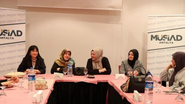 MÜSİAD Kadın Antalya üyelerinden 'Sevgi' dolu etkinlik
