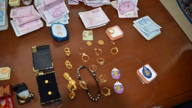 Muşlu kadınlar Gazze'ye destek için ziynet eşyalarını bağışladı