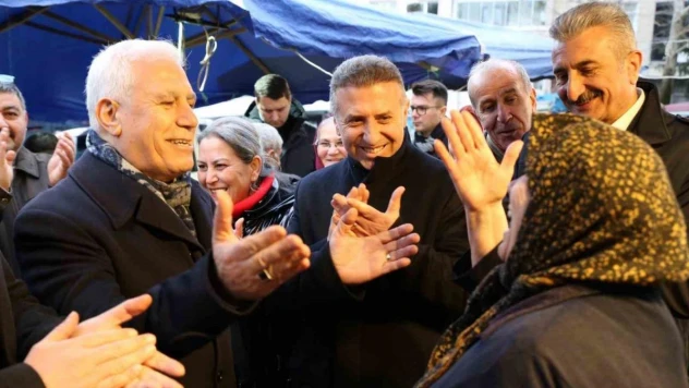 Mustafa Bozbey saha çalışmalarında hız kesmiyor