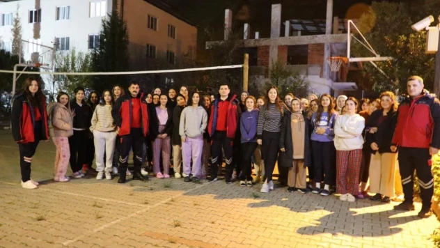 NAFAD ekipleri gençlere afet eğitimi vermeye devam ediyor