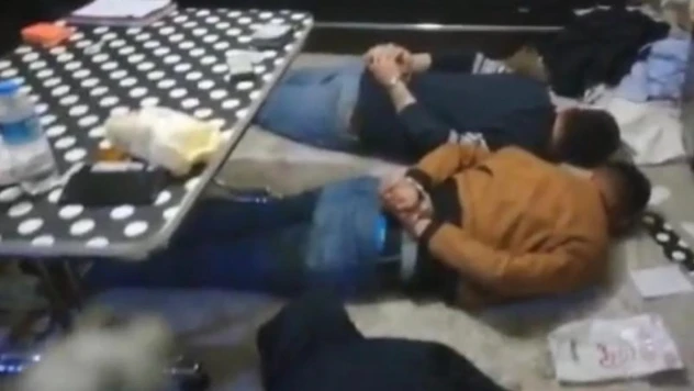 Narkotik'ten aranan şahıslara operasyon: 14 gözaltı