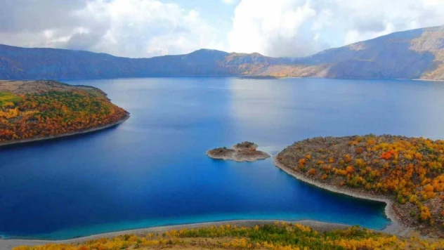 Nemrut Kalderası'nda sonbahar güzelliği