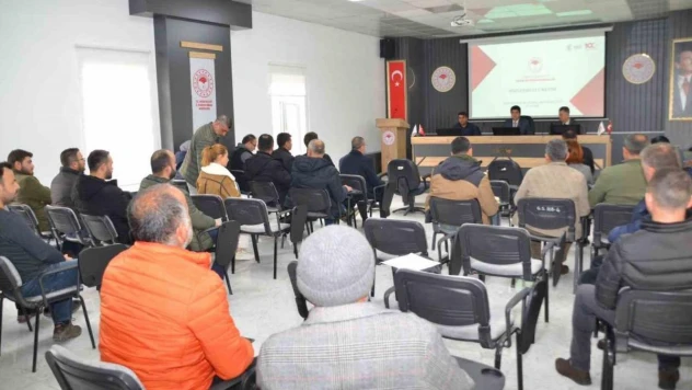 Niğde'de süt üreticilerine bilgilendirme toplantısı