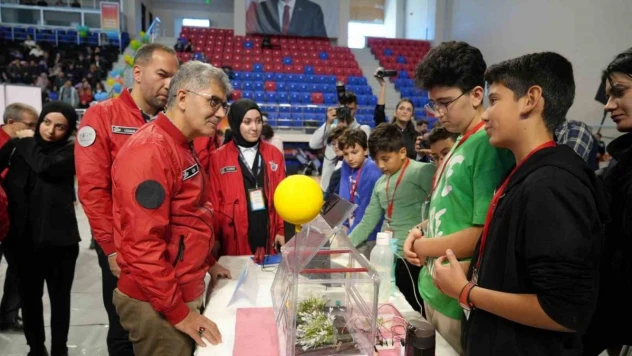 Niğde Deneyap Teknoloji Atölyeleri'nde final heyecanı yaşandı